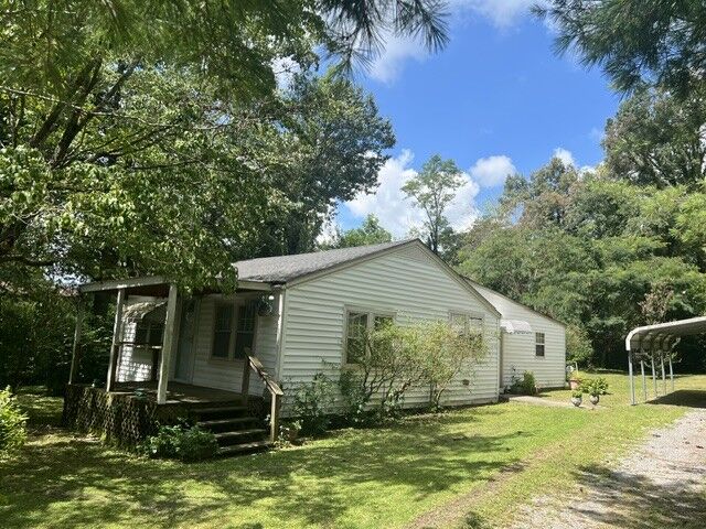 Property Photo: 920 Highland Dr TN 37355