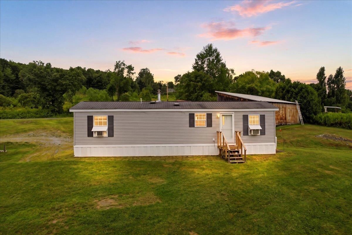 Property Photo:  1566 Monroe Road  NH 03561 