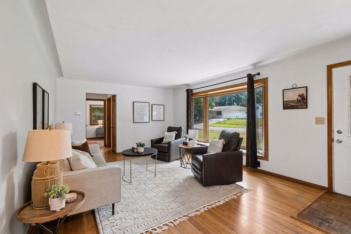Property Photo: 9235 Queen Avenue S MN 55431