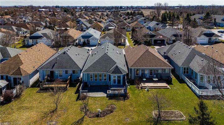 Property Photo: 18 Carolina Way ON N0E 1M0