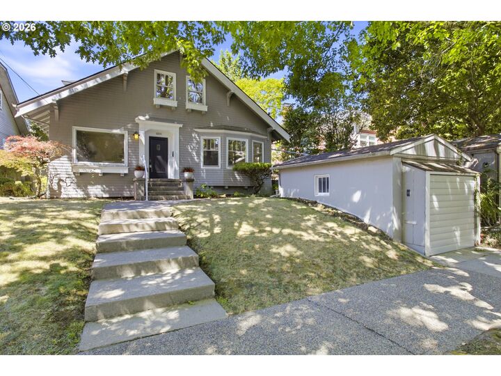 Property Photo: 2223 NE 16th Ave OR 97212
