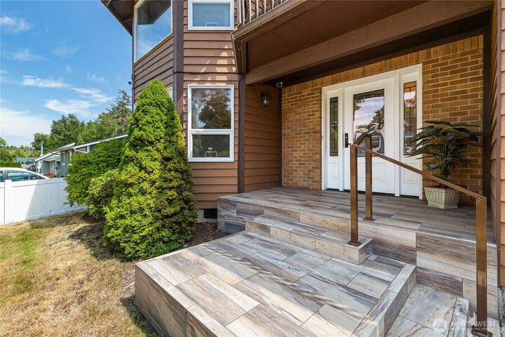 Property Photo: 6994 Helweg Lane WA 98230