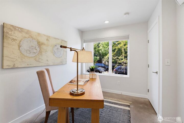 Property Photo:  4300 SW Willow Street #E  WA 98136 