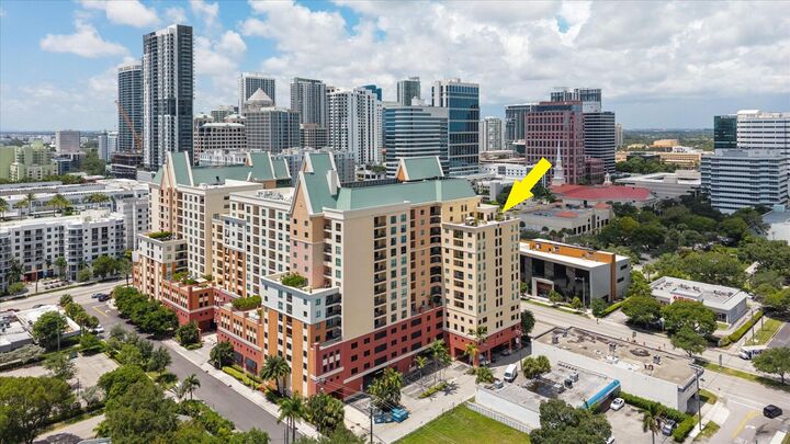 Property Photo:  110 N Federal Highway Ph 3  FL 33301 