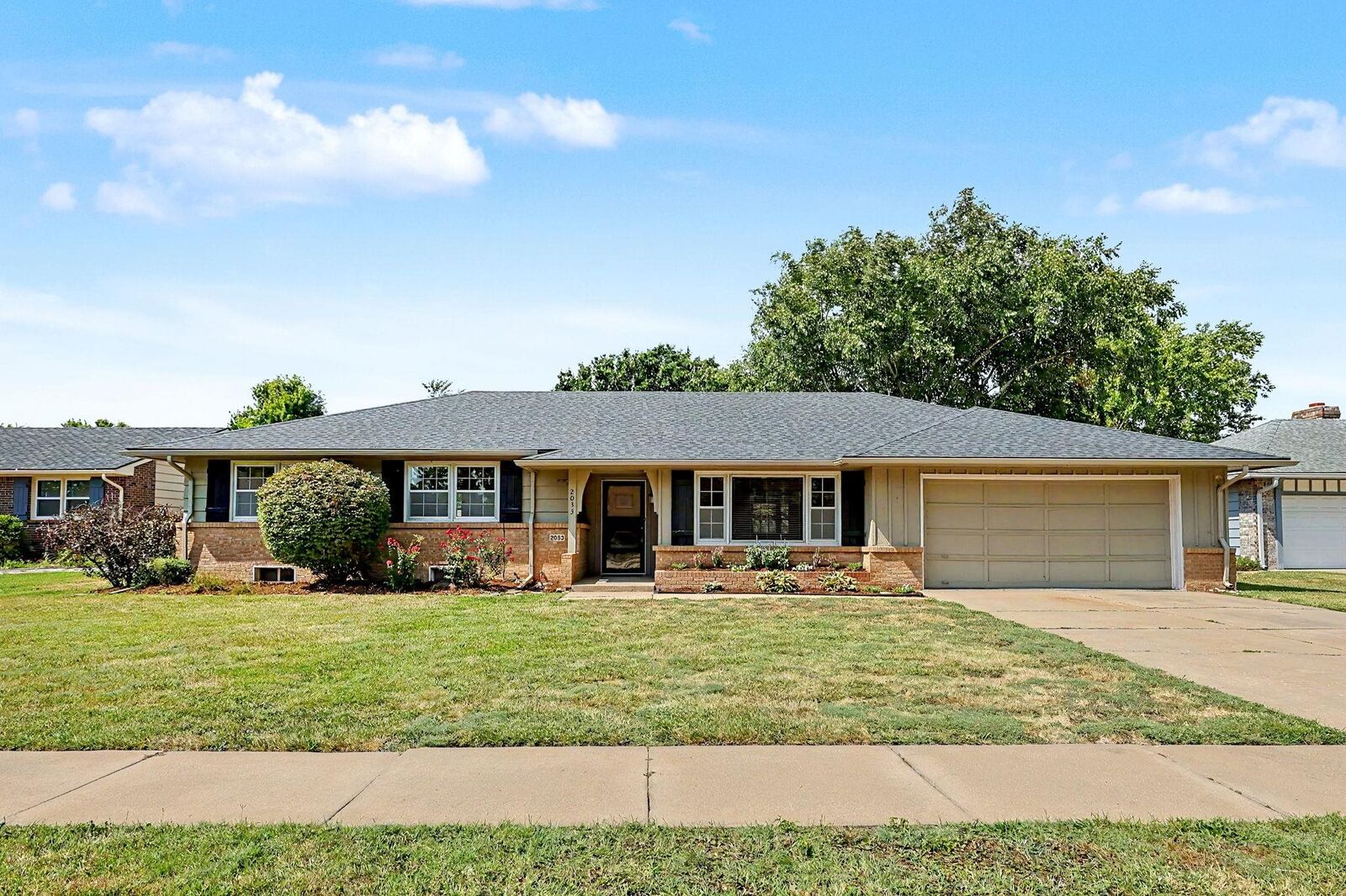 Property Photo: 2033 N Gow KS 67203