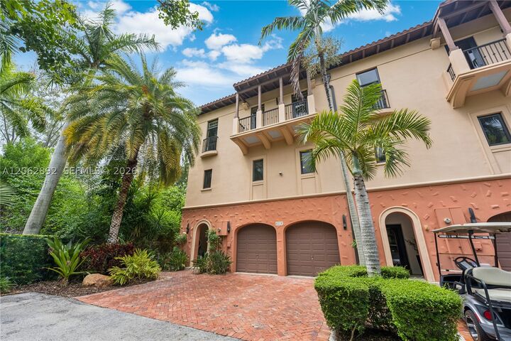Property Photo:  6234 Paradise Point Drive 6234  FL 33157 
