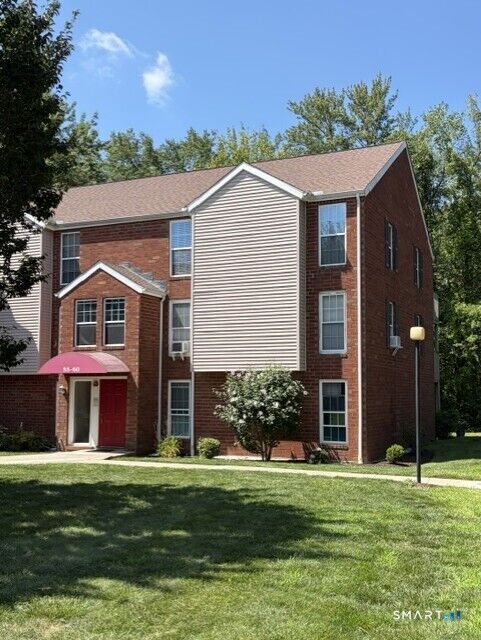 Property Photo:  60 Heather Ridge 60  CT 06484 
