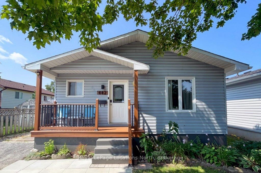 Property Photo: 642 Spruce Street ON L9Y 4T6