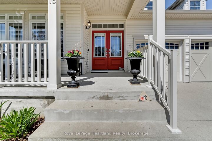 Property Photo: 16 Macpherson Avenue ON N0K 1W0