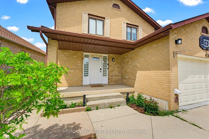 Property Photo:  459 Dicenzo Drive  ON L9B 2C4 