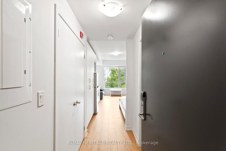 1800 Simcoe Street N 307 — photo 1