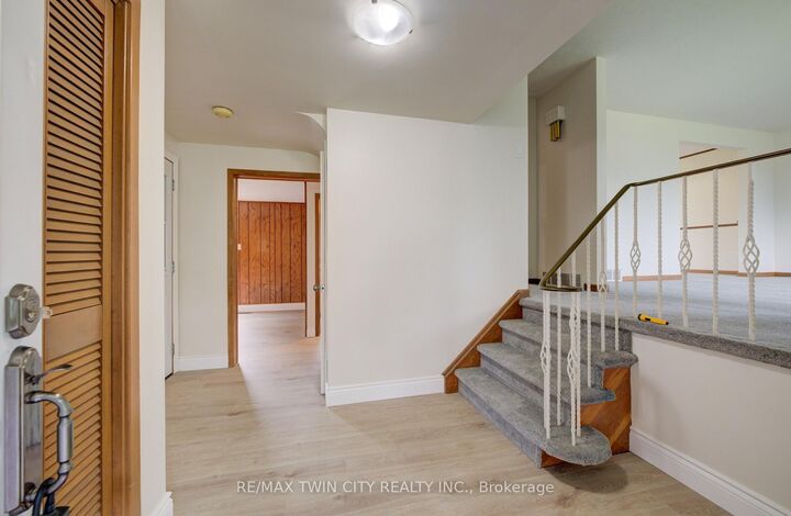 Property Photo:  75 Balmoral Drive  ON N1E 3N7 