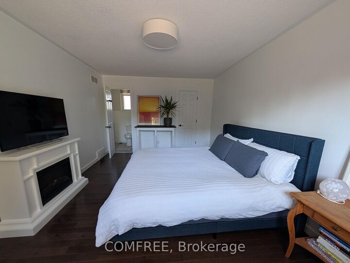 Property Photo: 12 Millbridge Crescent ON L0S 1E1