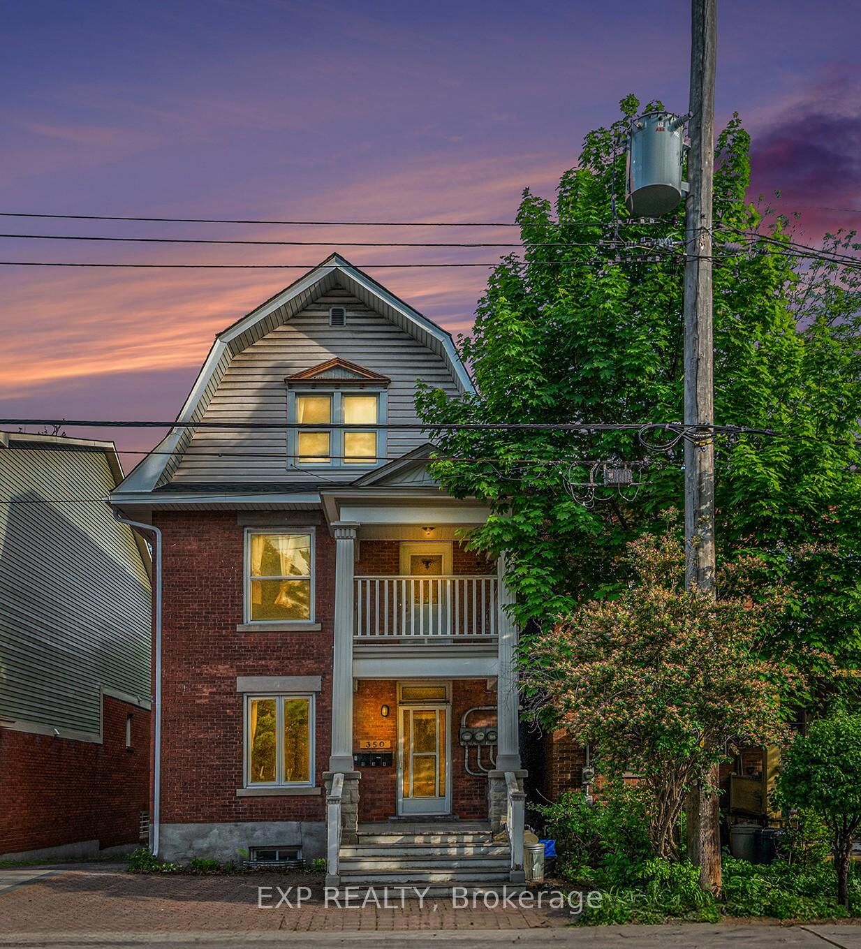 Property Photo: 350 Fifth Avenue 3 ON K1S 2N8