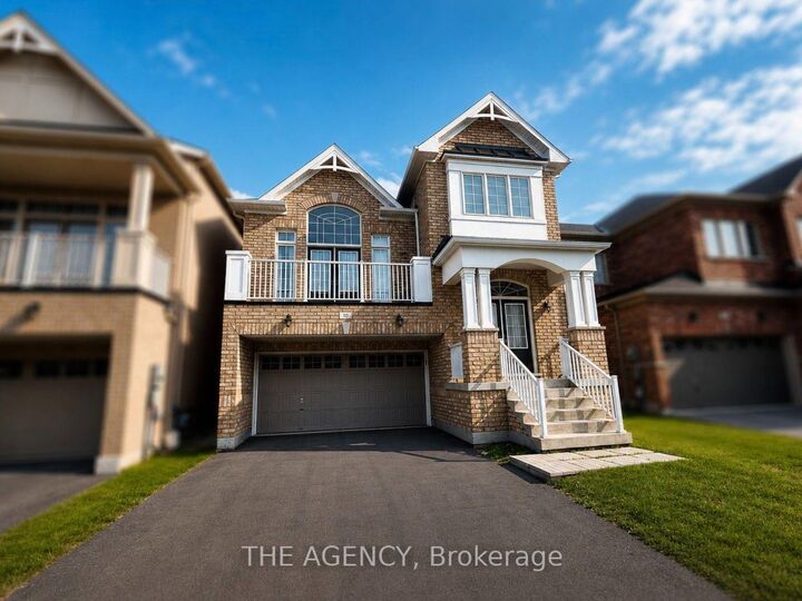 Property Photo:  10 Hoover Park Drive  ON L4A 1P9 
