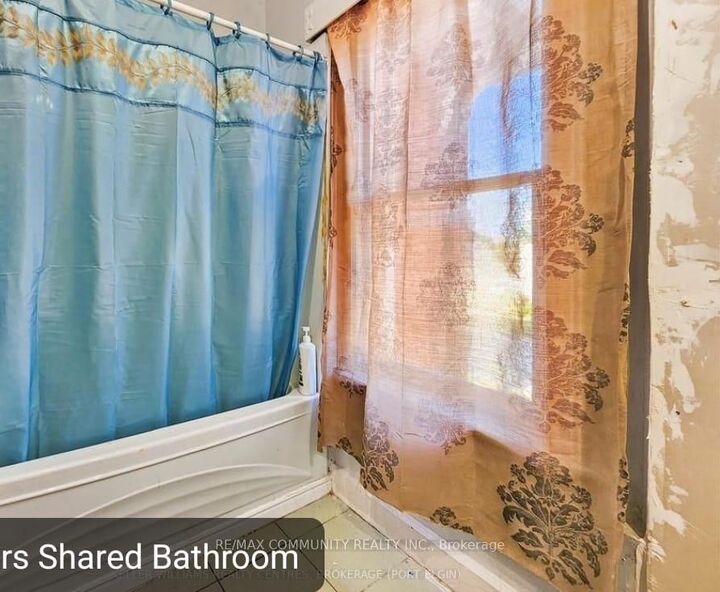 Property Photo:  561 Gould Street  ON N0H 2T0 