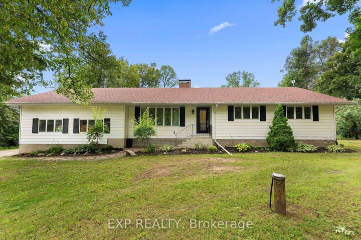 Property Photo:  541 Collins Road  ON K7V 3Z8 