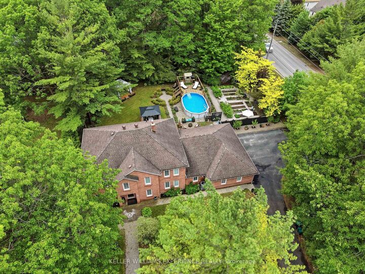 2 Seeley Court — photo 1
