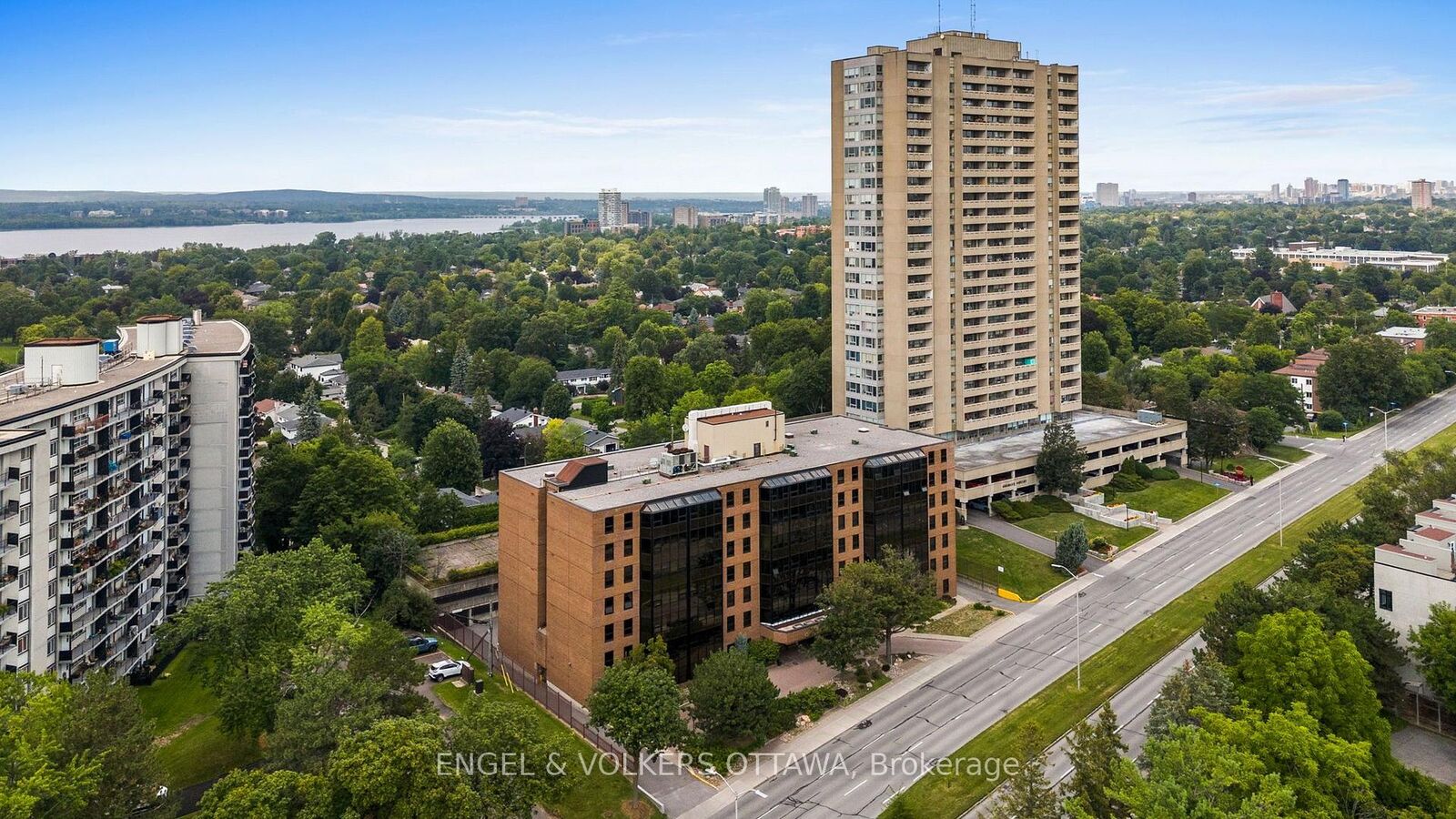 Property Photo:  2019 Carling Avenue 104  ON K2A 4A2 
