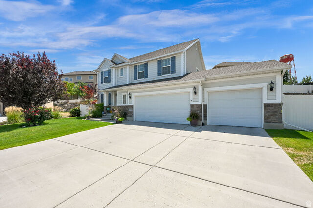 Property Photo: 4554 S Basin Ridge Ct UT 84128
