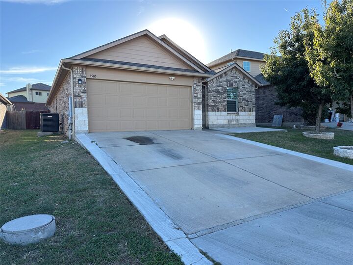 Property Photo: 3505 Stephans Street TX 78660