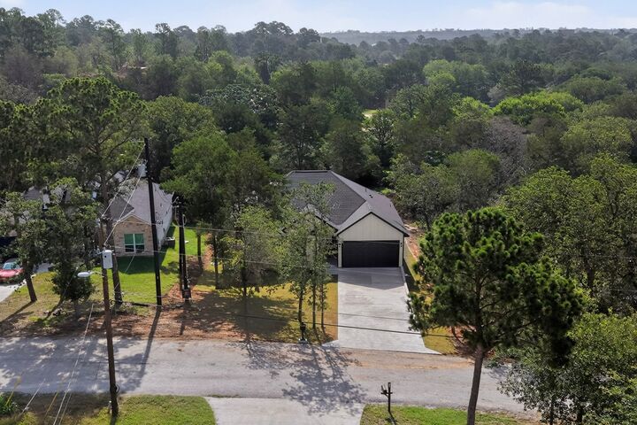 Property Photo: 137 N Pohakea Drive TX 78602