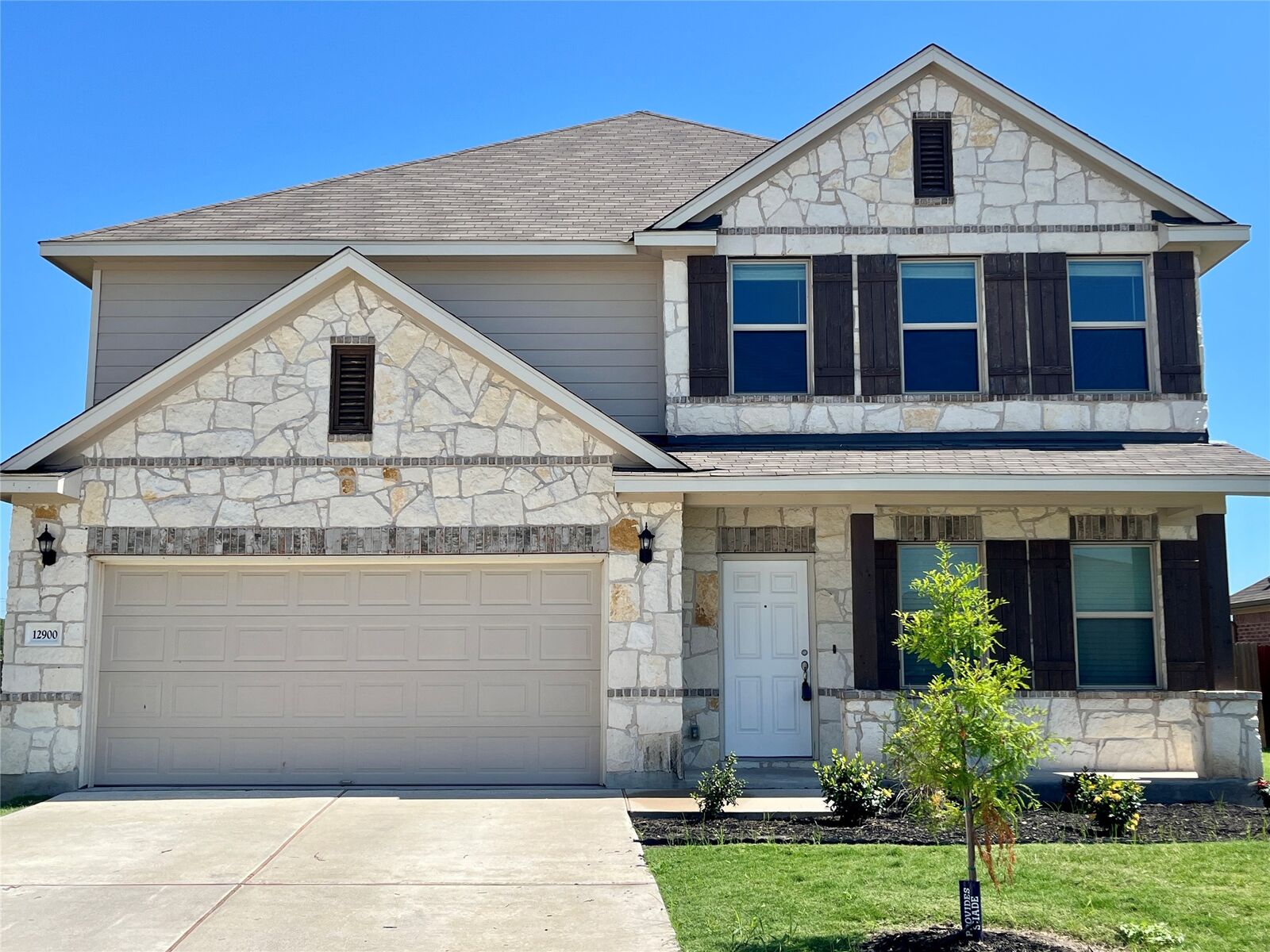 Property Photo: 12900 Cerro Castellan Trace TX 78653