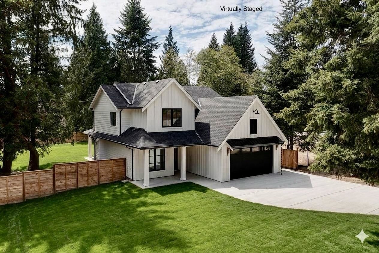 Property Photo: 385 Solaz Place BC V0N 1V5