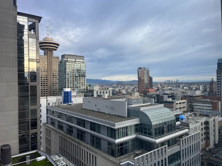 610 Granville Street 1508 — photo 1