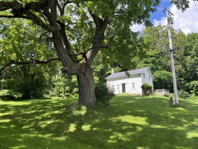Property Photo:  359 Baldwin Road  NY 12175 