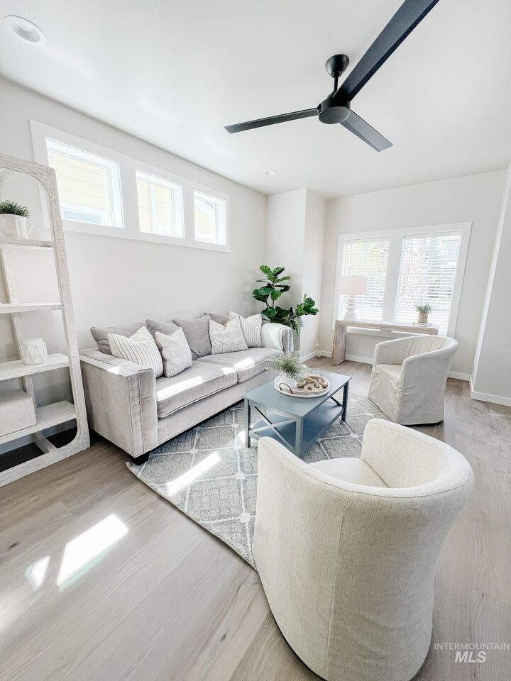 Property Photo:  1612 S Michigan 100  ID 83706 
