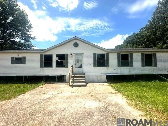 Property Photo: 2164 Sagona Rd LA 70346