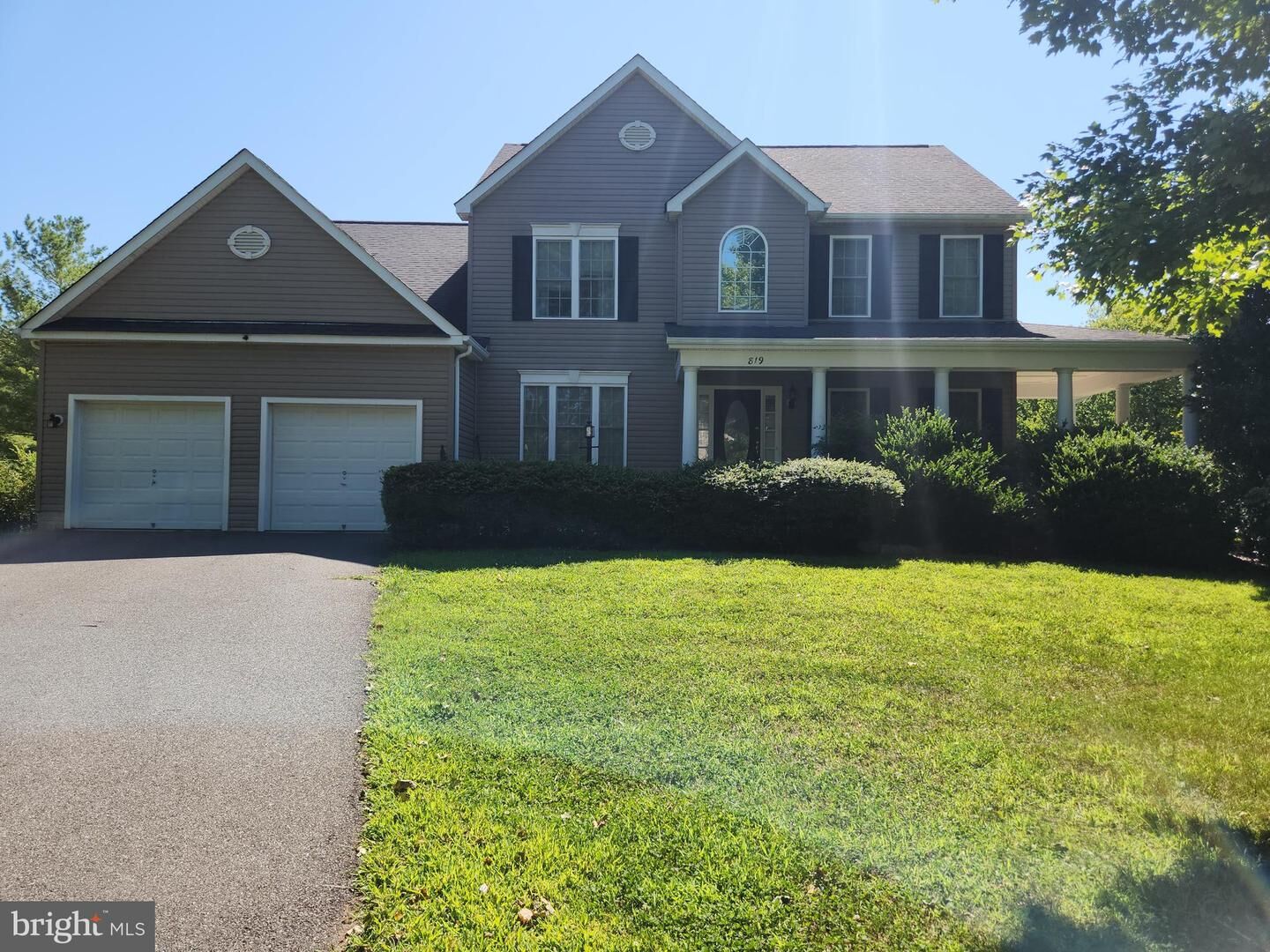Property Photo: 819 Woodcrest Loop VA 22701