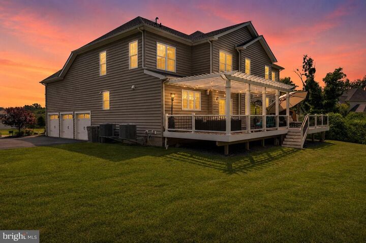 Property Photo: 1020 Jeffords Circle PA 19063