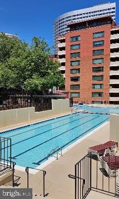 Property Photo: 1021 Arlington Boulevard 818 VA 22209