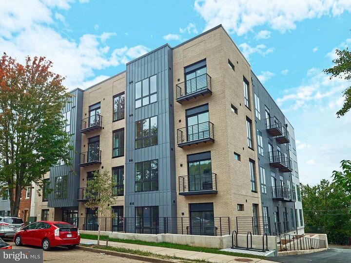 Property Photo: 1016 17th Place NE 203 DC 20002