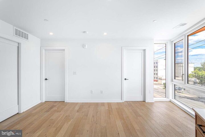 Property Photo: 1522 Rhode Avenue NE 304 DC 20018