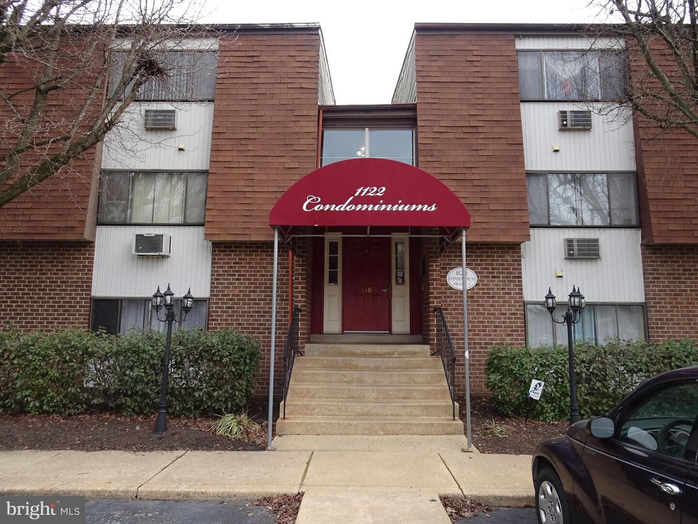 Property Photo: 610 11th Street 1 DE 19720