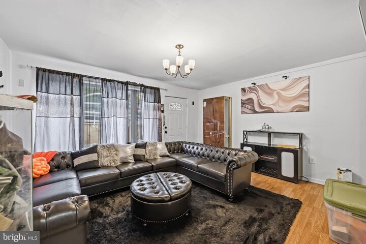 Property Photo:  305 W Washington Street  PA 18252 