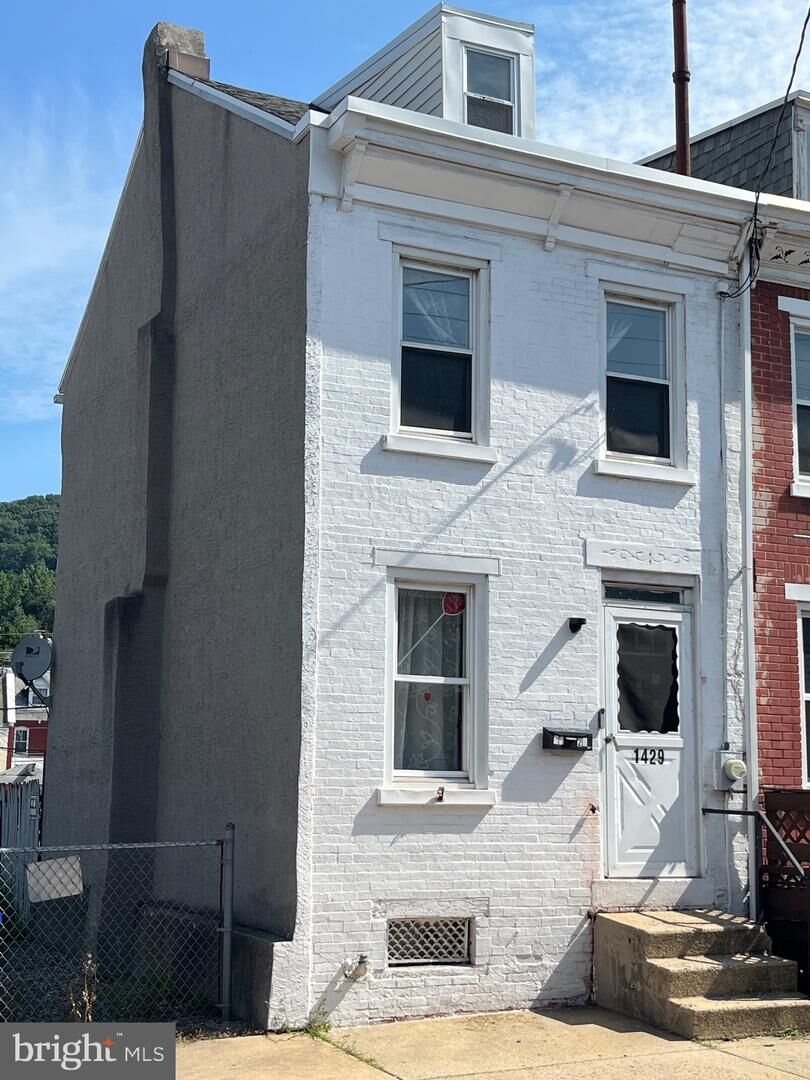 Property Photo: 1429 Cotton PA 19602