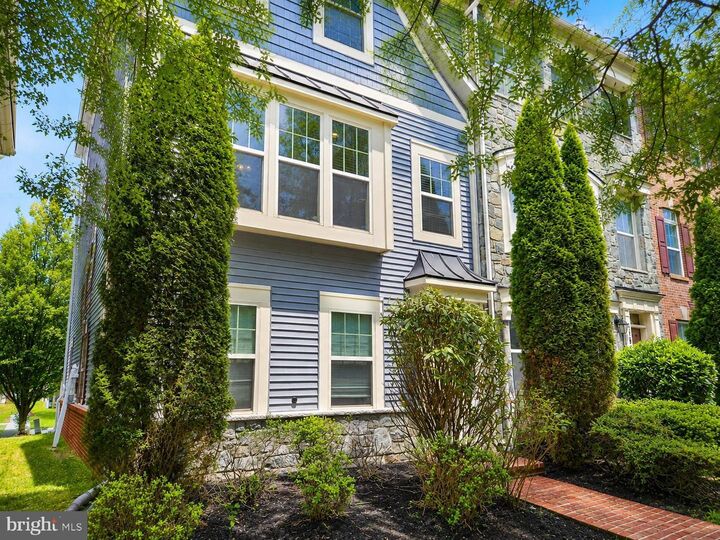 Property Photo:  11882 Country Squire Way  MD 20871 