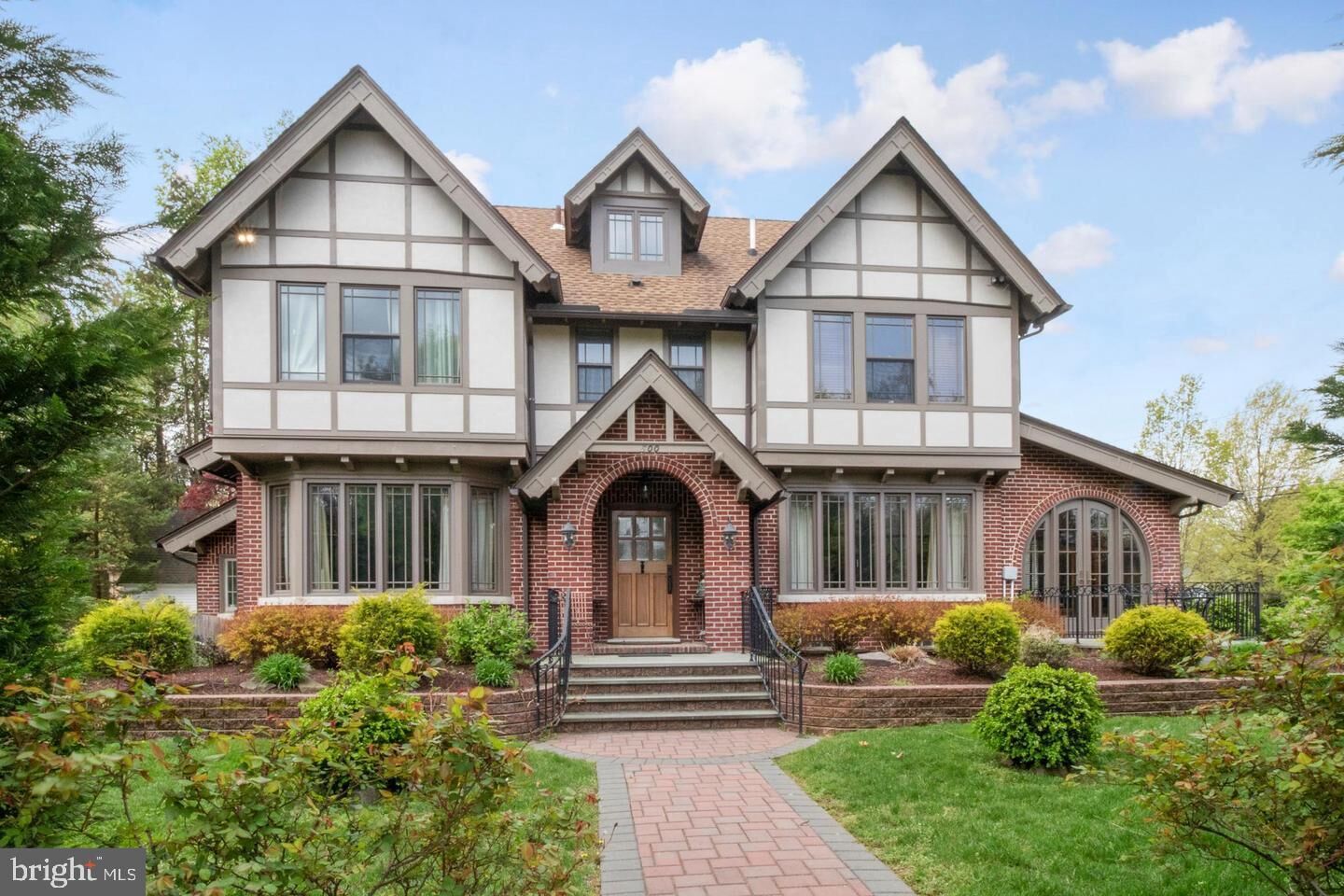 Property Photo: 500 W Franklin NJ 08107