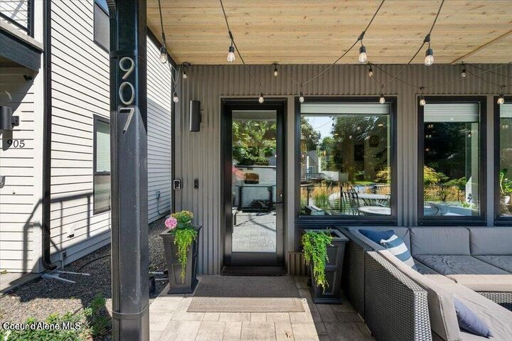 Property Photo:  907 E Sherman Ave  ID 83814 