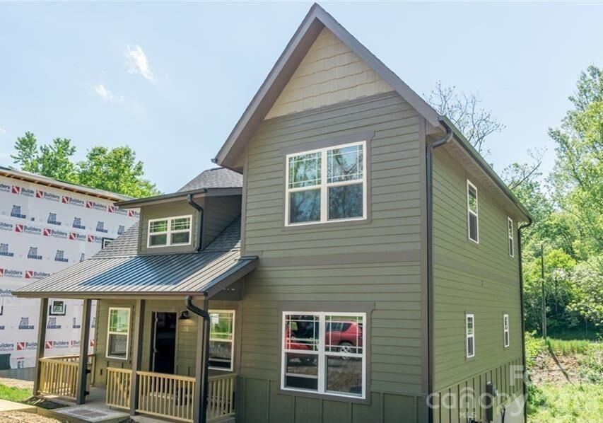 Property Photo: 35 Emmett Lane NC 28806