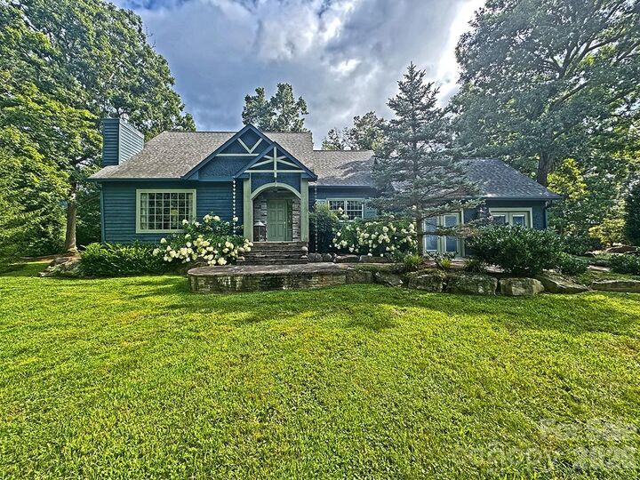 Property Photo: 22 Bittersweet Lane NC 28805