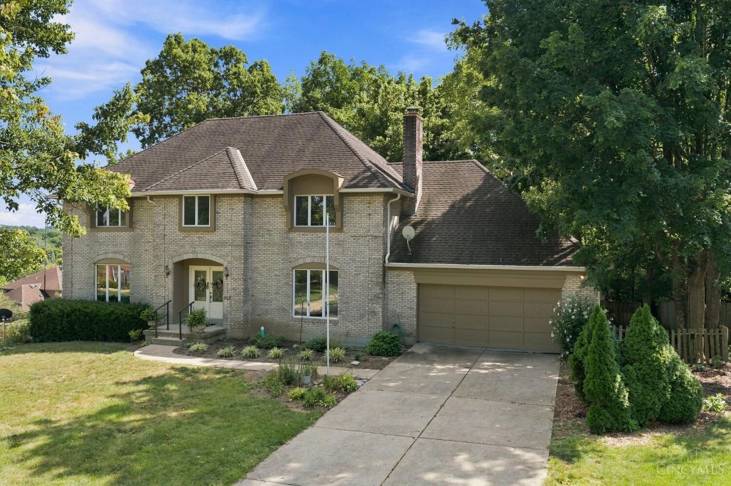 Property Photo: 4427 Bromyard Avenue OH 45241