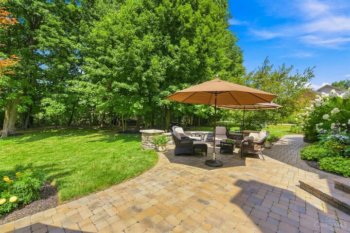 Property Photo: 6226 Swanbrook Lane OH 45233