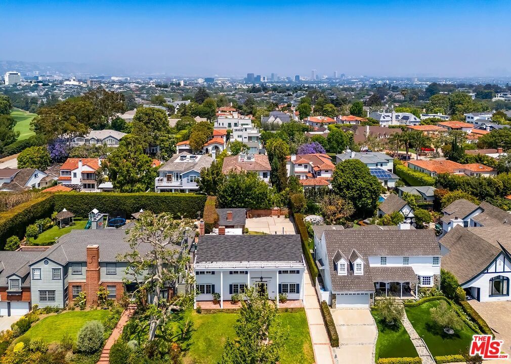 Property Photo:  2718 Motor Ave  CA 90064 