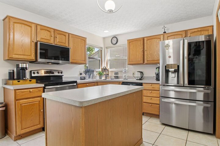 Property Photo:  4146 Nafzger Drive  OH 43230 