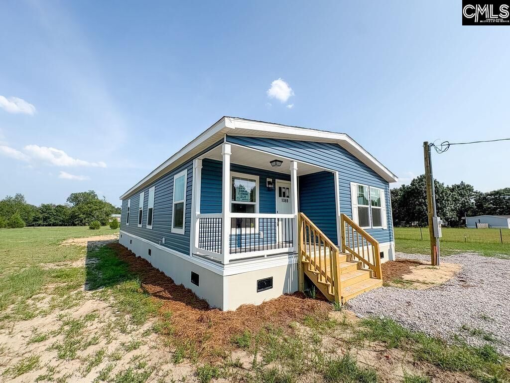 Property Photo: 1369 Track SC 29123